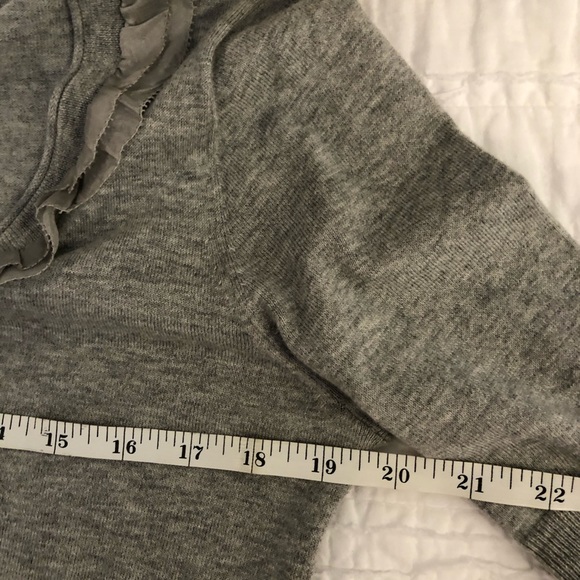Banana Republic Grey Short Sleeve Light Sweater M - Picture 9 of 12